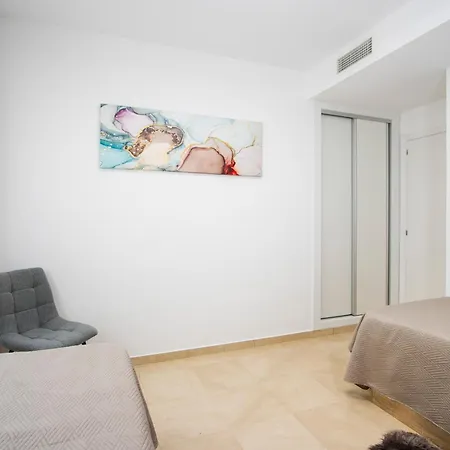 شقة Espanatour Playa Del Cura تورّيفيِخا